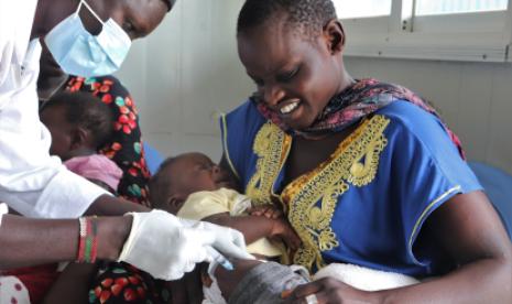 Comienzo saludable: Inmunización infantil de rutina contra enfermedades infecciosas en Sudán del Sur