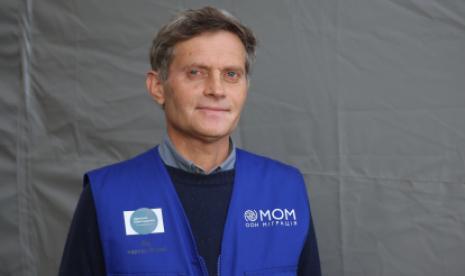 Between Life and Death: After Fleeing Mariupol, a Doctor Continues His Mission