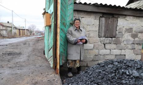 Bread or Coal: The Bitter Choice for Ukraine's Conflict-Affected